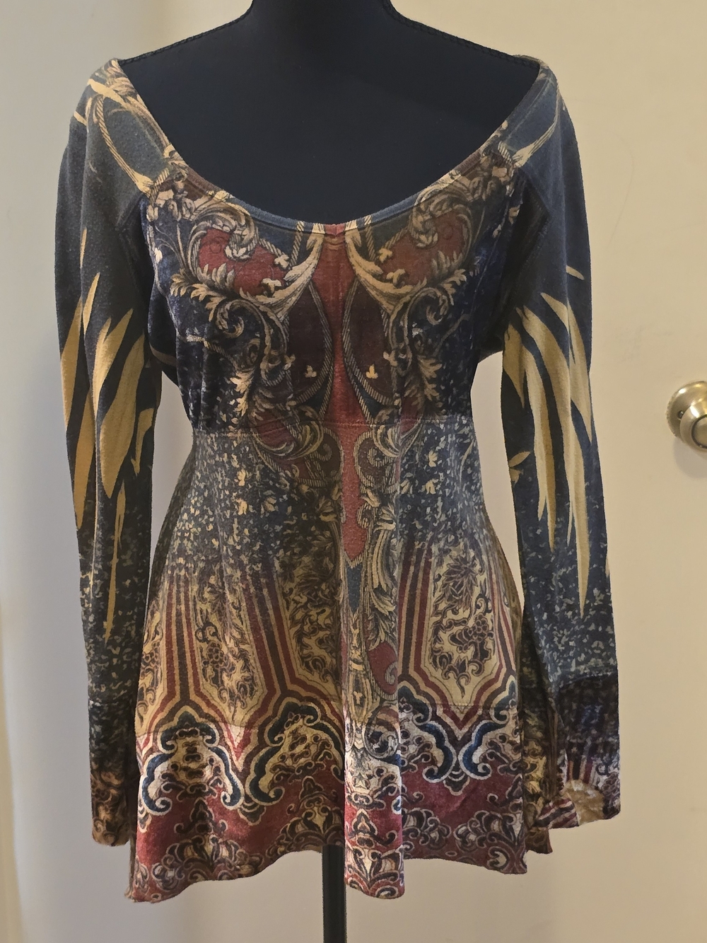 Energe World Wear Baroque Print Tunic Top Large